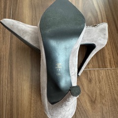 DIANA パンプスの画像