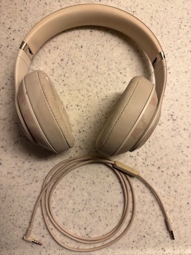 Beats Studio3 ワイヤレス　ノイズキャンセリング　ヘッドホン