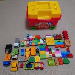 アンパンマン　はじめてのブロックワゴン　レゴデュプロ　働く車など