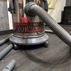 業務用掃除機の画像