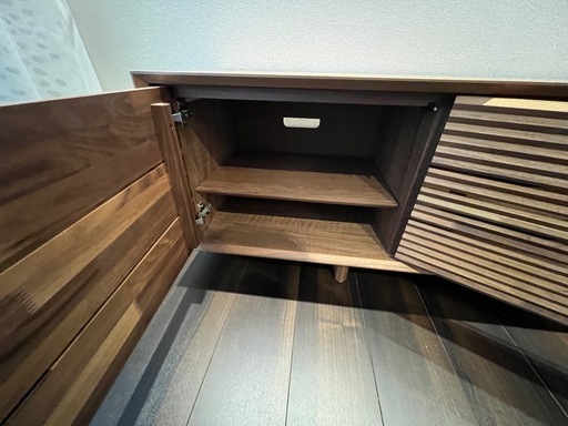 カリモク家具　ソリッドボード　テレビ台