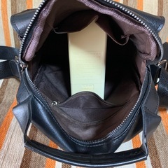 本革ショルダーバッグの画像