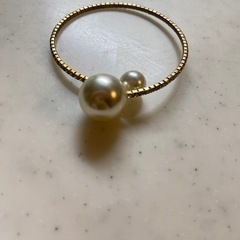 キラキラストーン✨大ぶりパール✨ブレスレット✨バングル✨の画像
