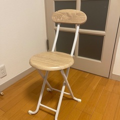 折りたたみ椅子