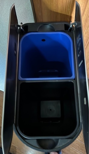 SimpleHUMAN 速いお引き取り希望‼️受け渡し者決まりました。