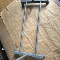 ハンガーラック　キャスター付き　パイプシングル　の画像