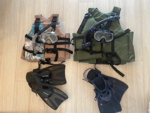 セット売り　大人男女　シュノーケル　ライフジャケット　フィン
