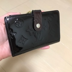 LOUISVUITTON　ヴェルニ　アマラント　がま口折財布　２つ折財布