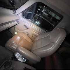 フォード ブロンコ エディバウアー 1992年 新車並行 値段交渉可の画像