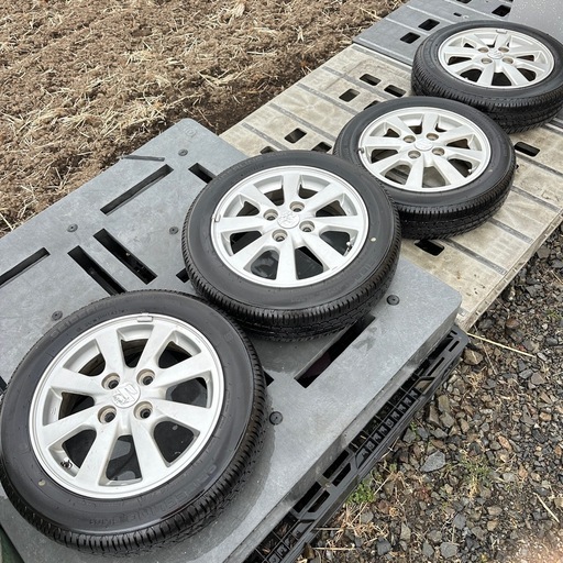 ブリジストン　セイバーリング　アルミホイール付　溝あり　タント　ワゴンr タイヤ　軽自動車