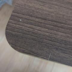 サイドテーブルの画像