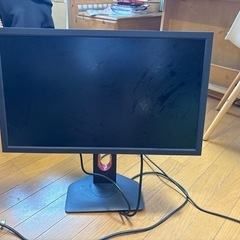 ゲーミングモニター BenQ XL2411K 144hz