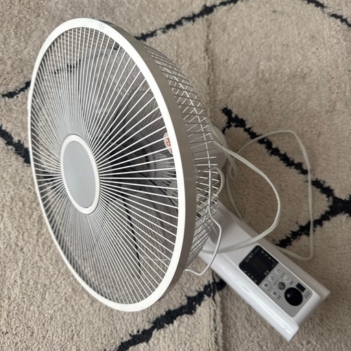 壁取付用 扇風機 タイマー機能 付いてます