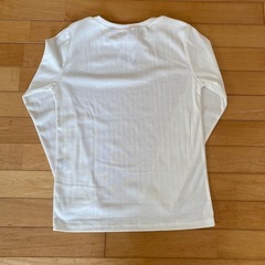 【新品未使用】Tシャツの画像
