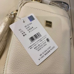 MURUA ウォレットポーチ 新品未使用品の画像