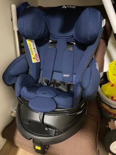 車用チャイルドシート