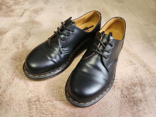 Dr.Martens 革靴