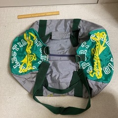 大きなドラムバッグ