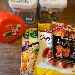 雑貨と食品の画像
