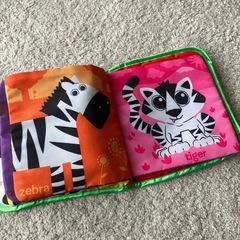 Panda's pals 布 絵本 Lamaze ラマーズ　パンダ　知育の画像
