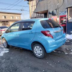車検新規付き！ヴィッツ 4WD！の画像