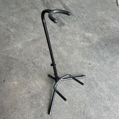 どこでも使えるギタースタンド