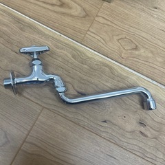 【新品】LIXIL横自在水栓LF-12F-13の画像