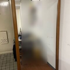 大型の鏡（姿見）無料で差し上げます。取りに来られる方