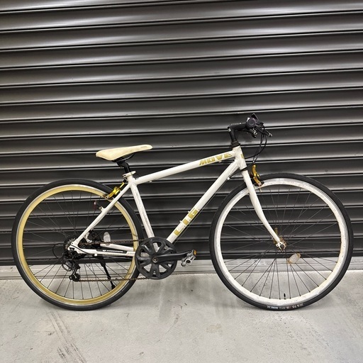 ホワイト　クロスバイク