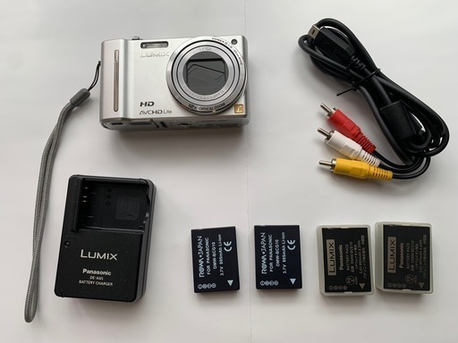 3/28で終了 \n美品　LUMIX DMC-TZ10 パナソニック コンパクトデジタルカメラ
