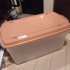 衣装ケースの画像