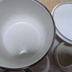 鍋や食器もらって下さい!の画像