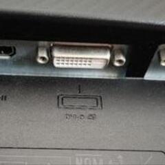 ✨値下げ✨24インチPC、ゲームモニター　BenQ GL2460の画像