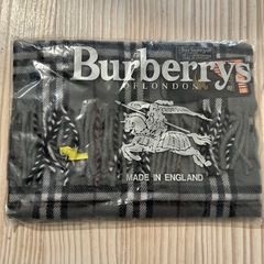 Burberry マフラー　未使用　タグ付き