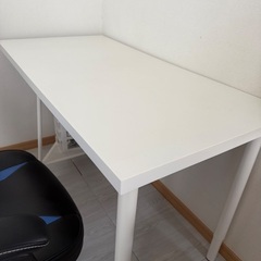 IKEA 白テーブル