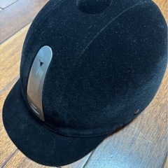 乗馬帽子【1.2回女性使用美品】の画像
