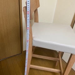 カウンターチェアーの画像