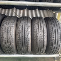 215/60R16 ヨコハマ　db E70