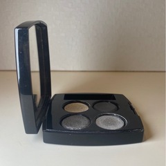 CHANEL シャネル アイシャドウ ① の画像