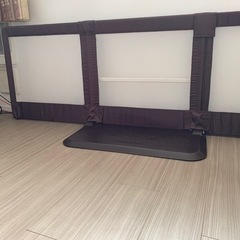 ベビーサークル　赤ちゃんガード　柵