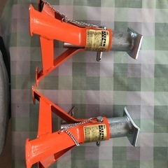 ジャッキスタンドの画像