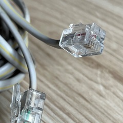 スリム モジュラーケーブル 電話 パソコンの画像