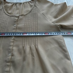 ザンパ　ベージュ　ブラウス　Mサイズの画像