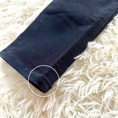 YANUK  （ヤヌーク） ブラックスキニーデニムパンツ パトリシアアンクル 日本製 の画像