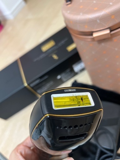 スムーズスキン pure fit 家庭用光脱毛美容器