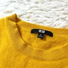 UNIQLO  （ユニクロ） 長袖クルーネックセーター カシミヤ100%
の画像