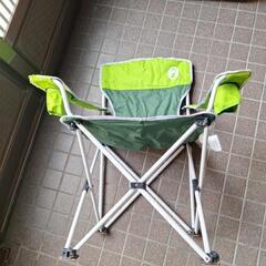 キャンプ用品　折り畳みチェアの画像