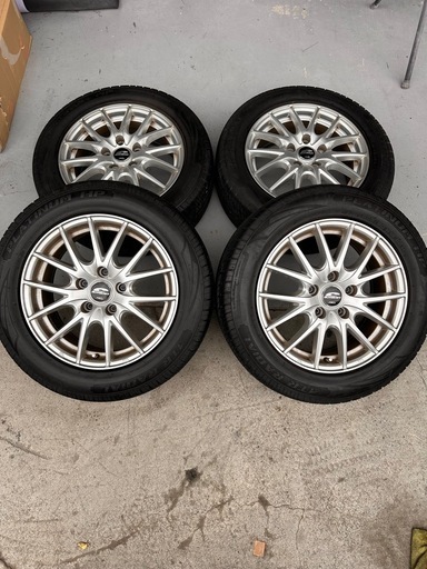 ノーマルタイヤ　16インチ　205/60/16