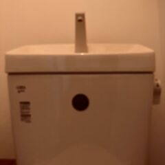 トイレ手洗いつき便座＆ウォシュレット　セットの画像