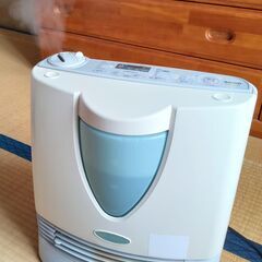 美品  サンヨー SANYO 加湿セラミックファンヒーター